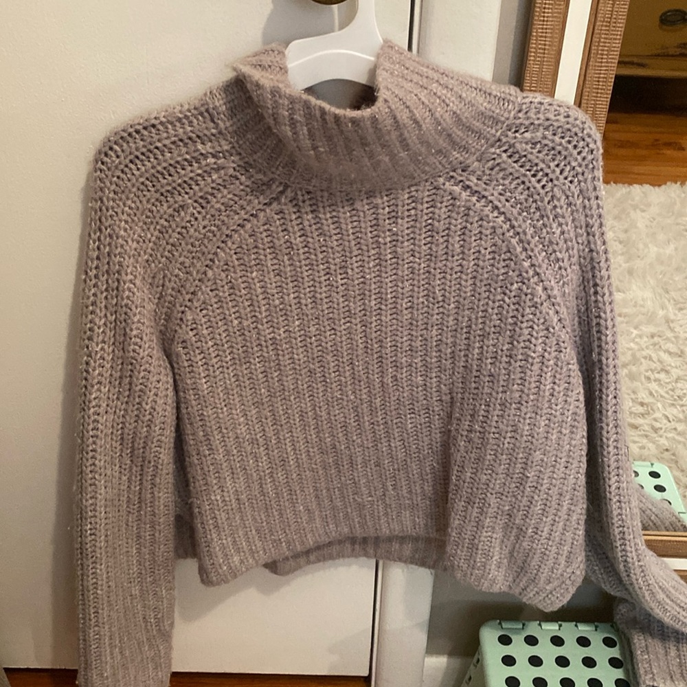 Abercrombie crop turtleneck